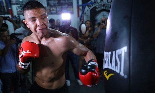 «Выступил бы лучше...» Чемпион мира оценил свои шансы в бою с Головкиным