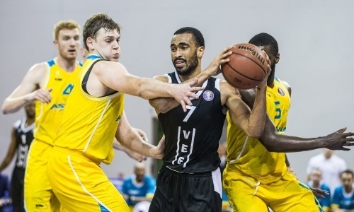 «Астана» уверенно победила ВЭФ в матче ВТБ