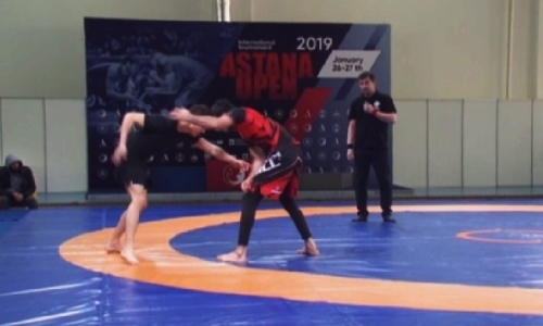 В Астане завершился международный турнир по грэпплингу