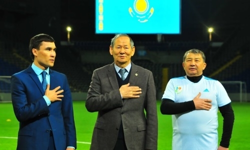 В Астане стартовал турнир по мини-футболу среди госслужащих