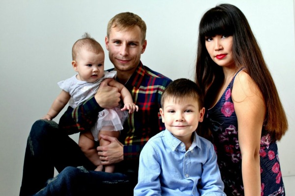 Аделя Абдуалиева: «Сегодня стыдно ходить на стадион — команда просто играет вничью, а наши болельщики сидят и поливают всех игроков грязью»