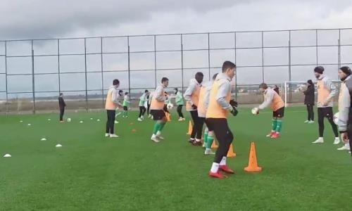 Видео тренировки «Тобола» в Турции