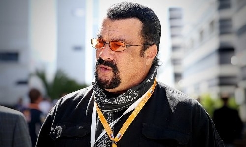 Герой голливудских боевиков встал на защиту Нурмагомедова после его драки на «нефартовой» арене Головкина