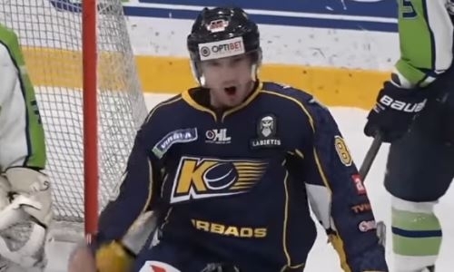 Форвард сборной Казахстана забросил красивую победную шайбу в чемпионате Латвии