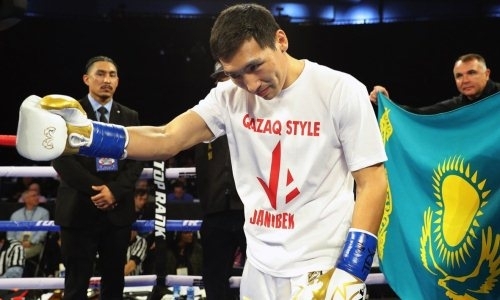 Алимханулы скопировал «фартовый» жест своего тренера перед нокаутом