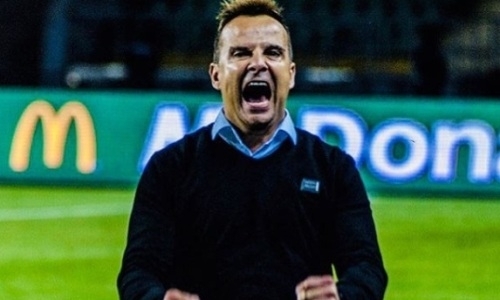 Команда экс-тренера «Кайрата» собрала аншлаг на 50-тысячном стадионе и выиграла