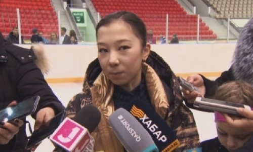 Казахстанская фигуристка встретилась с воспитанниками спортшкол