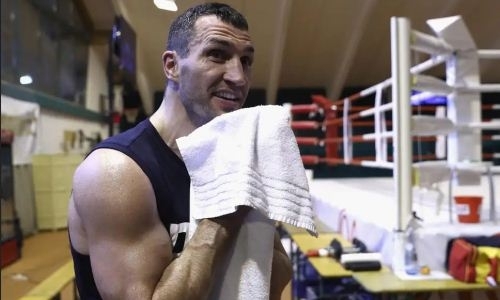 Промоутер Головкина провел экскурсию по бывшему лагерю братьев Кличко