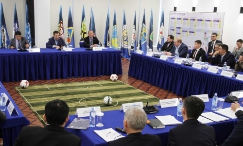 В КФФ состоялось совещание с участием региональных ассоциаций