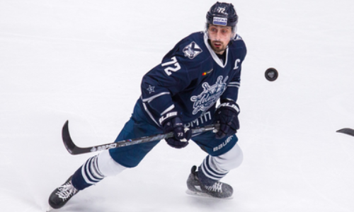 «Соперник действительно мастеровитый и свое место занимает не случайно». Форвард «Адмирала» — о матче с «Барысом»