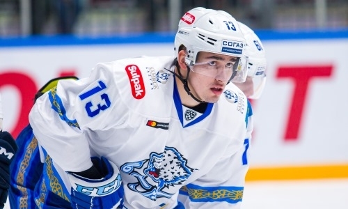 «Я увидел уровень и понял, над чем нужно работать». Нападающий «Барыса» — о первом матче в КХЛ