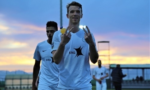 «Общими усилиями добьемся успеха». Новичок «Иртыша» поделился впечатлениями от клуба