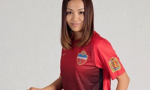 Казахстанка попала в ТОП-10 самых сексуальных футболисток мира
