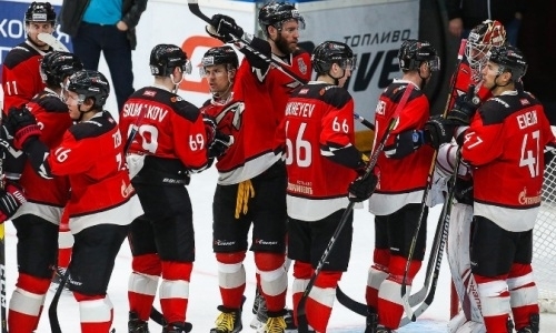 Проигравший «Барысу» в дивизионе «Авангард» опять разгромил в плей-офф действующего чемпиона КХЛ