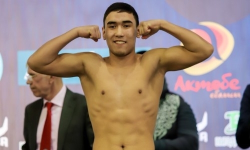 16-летний профи-боксер из Казахстана в первом раунде нокаутировал россиянина