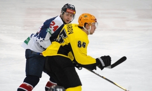 Видеообзор матча ВХЛ «Саров» — «Сарыарка» 2:3