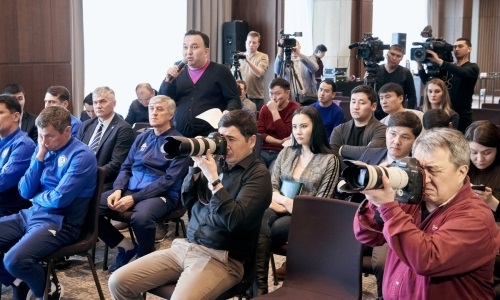 Фоторепортаж с пресс-конференции главного тренера сборной Казахстана Михала Билека