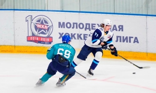 Видеообзор матча МХЛ «Алтай» — «Сибирские Снайперы» 2:3