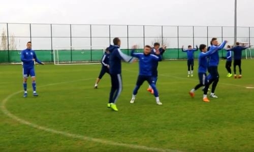 Видео предыгровой тренировки «Окжетпеса»