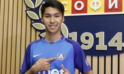 «„Казахский Месси“ уже создает проблемы для „Левски“». Сейдахмет стал головной болью Дерменджиева