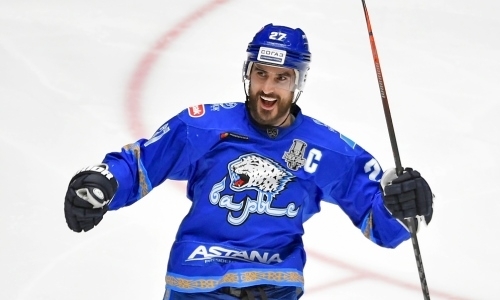 Капитан «Барыса» стал единоличным лидером среди ассистентов плей-офф КХЛ