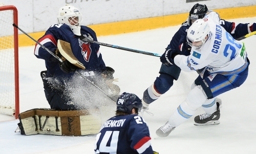 Известный в прошлом хоккеист предсказал ход событий шестого матча «Торпедо» — «Барыс» и определил его исход