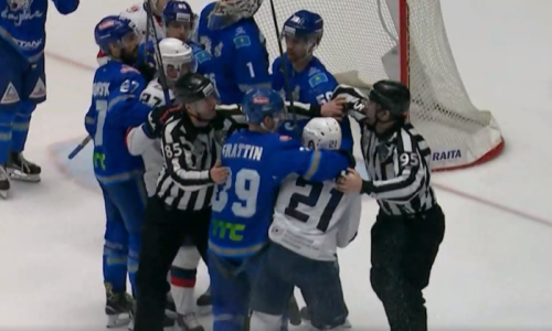 Судьи предотвратили потасовку на льду в игре плей-офф КХЛ «Барыс» — «Торпедо»