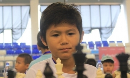 Восьмилетний гроссмейстер из Казахстана выиграл Кубок Победы в России
