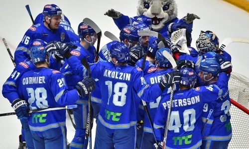 «Все будет зависеть и от того...». Каковы шансы «Барыса» в серии с «Авангардом» по мнению казахстанского тренера