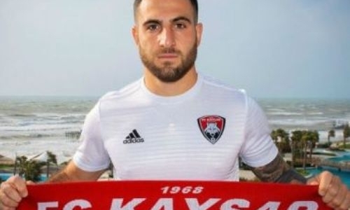 «Удача отвернулась от нас». Барсегян о своем дебютном матче за «Кайсар»