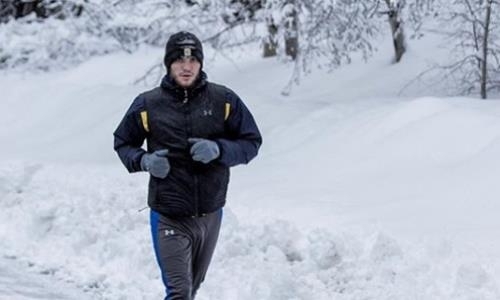 «У нас в зале никаких отговорок». Казахстанский нокаутер — о тренировках в лагере Головкина