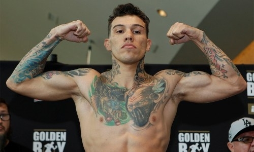 Нокаутированный Головкиным боксер прошел взвешивание перед боем в карде с Елеусиновым