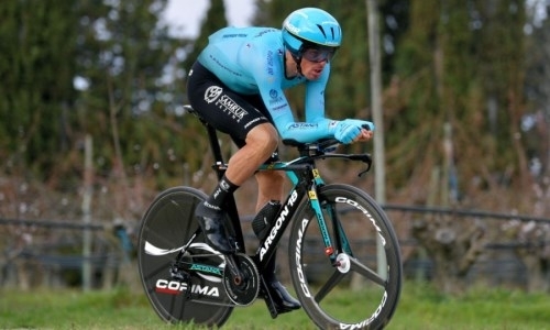 «Все еще третий в общем зачете». Лидер «Астаны» обозначил цель на «Париж-Ницце»