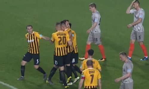 «Кайрат» переиграл «Шахтер» в матче со спорным судейством