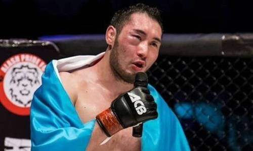 Видео лучших моментов победного боя казахстанского файтера на турнире в Санкт-Петербурге