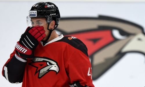 КХЛ вынесла наказание хоккеисту «Авангарда» за грязную игру против «Барыса»