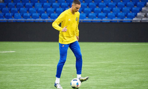 Казахстанский футболист стал игроком клуба сильнейшего дивизиона зарубежного чемпионата