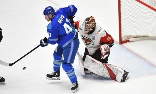 Букмекеры оценили шансы «Барыса» сравнять счет в серии плей-офф КХЛ с «Авангардом»