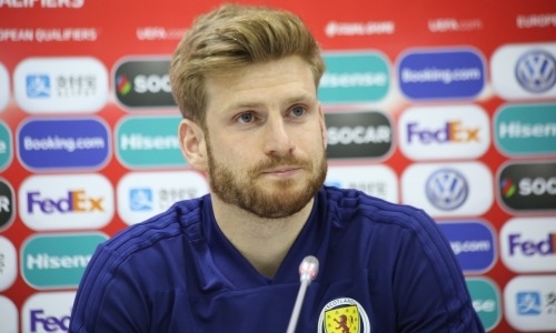 «Лучше играть на закрытой арене, чем в лютый мороз». Футболист сборной Шотландии и клуба АПЛ о матче с Казахстаном