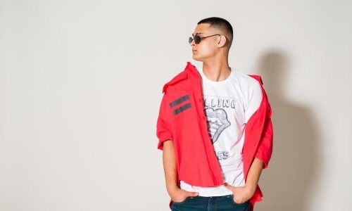 «Сами видели, двоих ребят увезли на каталках». Популярный рэпер — о четвертом матче «Барыса» с «Авангардом» и исходе серии