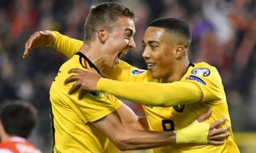 Чудовищный ляп Куртуа не принес России очков в матче с Бельгией перед поездкой в Казахстан