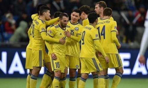 «Казахи ошеломили гостей». Украинцы отметили дерзкий старт сборной Казахстана