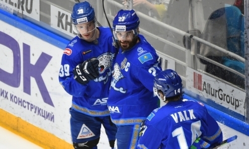 «Не знаю, откуда судьи находили эти удаления». Боченски подвел итог серии плей-офф КХЛ с «Авангардом»