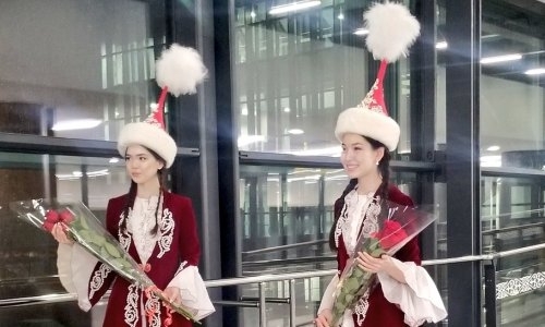 Сборная России прилетела в Казахстан