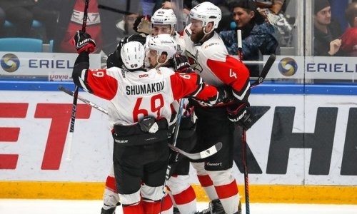 «Кровавая бойня». «Барыс» оказал услугу следующему сопернику «Авангарда» в плей-офф КХЛ