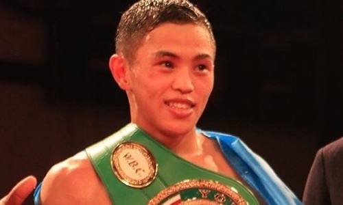 Казахстанский чемпион WBC оформил нокаут после завоевания титула в США