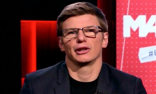 «Ему бы тренировать». Популярный блогер восхитился работой Аршавина на матче Казахстан — Россия