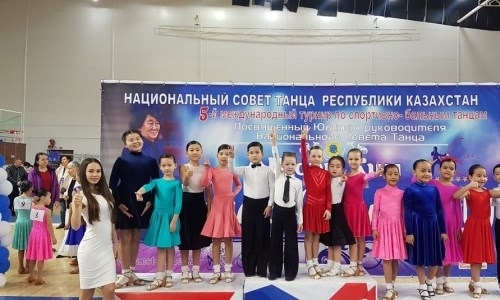 Спортсмены из Актау привезли 28 медалей с международных соревнований по спортивно-бальным танцам
