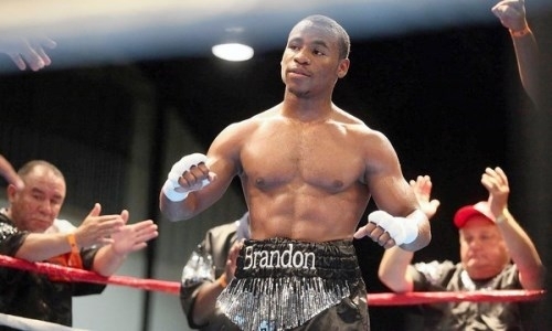 «Не позволю надрать мне зад». Соперник Головкина раскрыл план на бой с ним