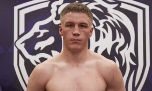 «Казахский король идет за короной». Боксер из Казахстана проведет бой в Лондоне